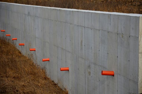 Cost of Retaining Wall Drainage in Columbus